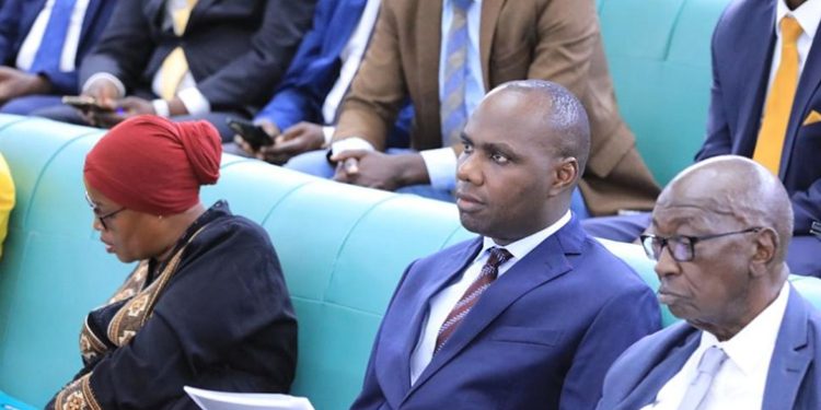 Gov’t Under Fire Over Agency Mergers, Debts