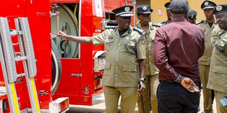 Police Receives Five Firefighting Trucks from Japan
