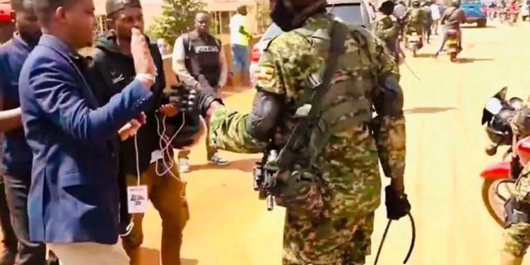 Journalists Announce Boycott of Security Activities