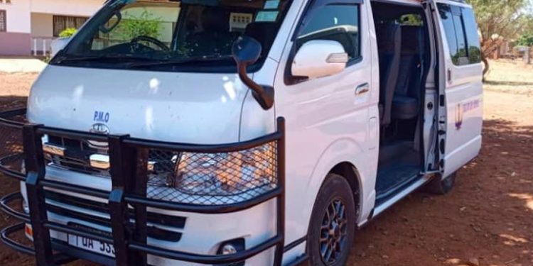 Gov’t Delivers Shuttle to Ease Transportation of Acholi Chiefs