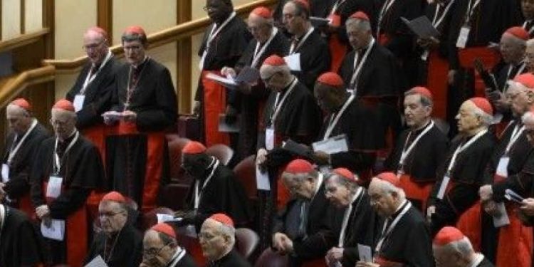 Black Smoke Rises: Cardinals Fail to Elect New Pope in First Vote