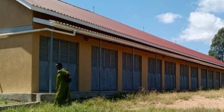 Kamwenge Vendors Reject Shs 1.2 Billion Market Over Lack of Stalls