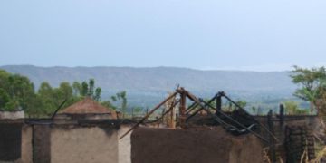 Gov’t Issues 10,000 Land Titles to Hoima Residents