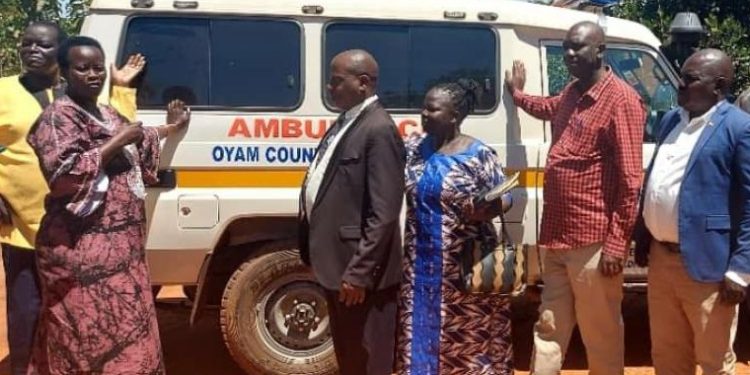 Oyam District Receives New Ambulance