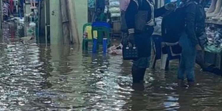 KCCA Attributes City Flooding to Ongoing Nakivubo Drainage Works