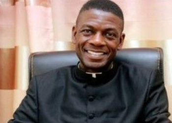 Priest Explains Why Anglican Clergy Conversions to Catholicism Are Possible but Unlikely in Uganda