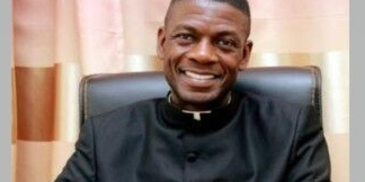 Priest Explains Why Anglican Clergy Conversions to Catholicism Are Possible but Unlikely in Uganda