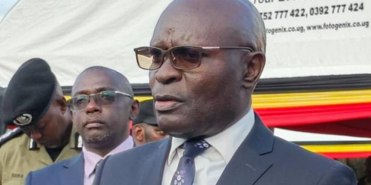 EC Warns Presidential Candidates Against Mobilising Voters to Linger at Polling Stations
