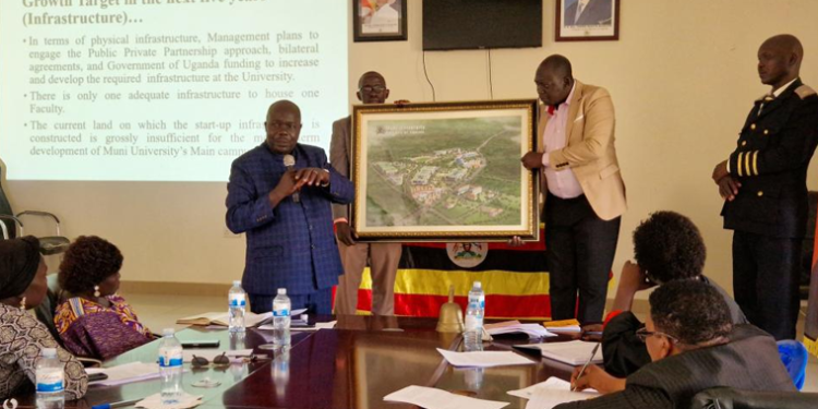 Muni University Seeks 700 Acres for Expansion