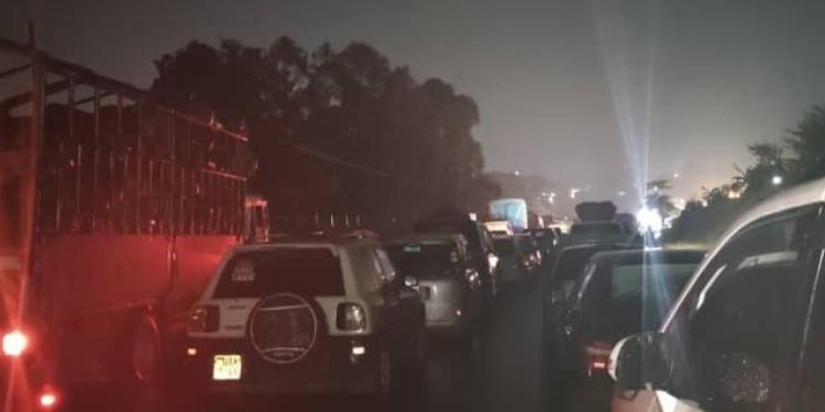 Bobi Wine Blames Museveni as Kampala–Masaka Gridlock Paralyzes Travel