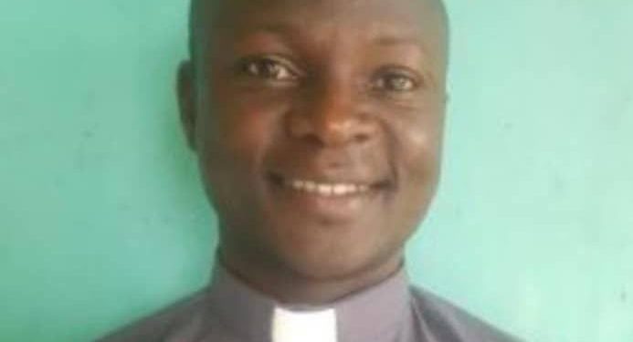 Museveni meets Masaka Catholic bishop & gives conditions for the release of pro-NUP Kyagulanyi priest Fr. Deusdedit Ssekabira