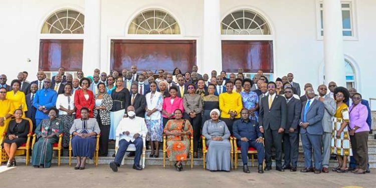 The 2021-26 Cabinet of Fishmongers Winds Down Duties