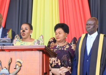 184 MPs Take Oath on Day One of Swearing-In Ceremony