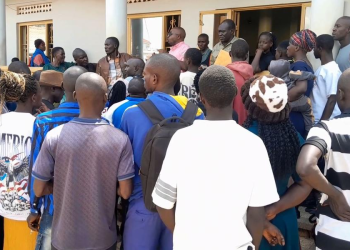 Residents Storm Busia RDCs Office Demanding For National IDs