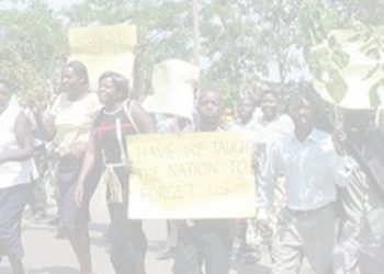 Teachers Storm Mayuge District Headquarters Over Salary Cuts