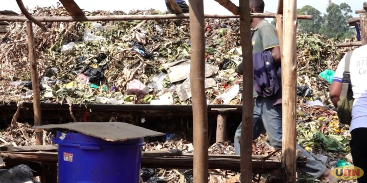 Kabundaire Fresh Market Traders Raise Alarm Over Garbage and Poor Drainage