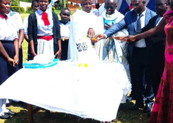 Priest Warns Students Against Corruption