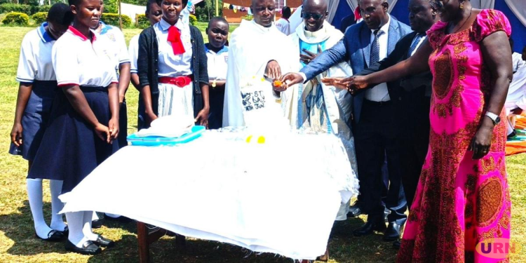 Priest Warns Students Against Corruption