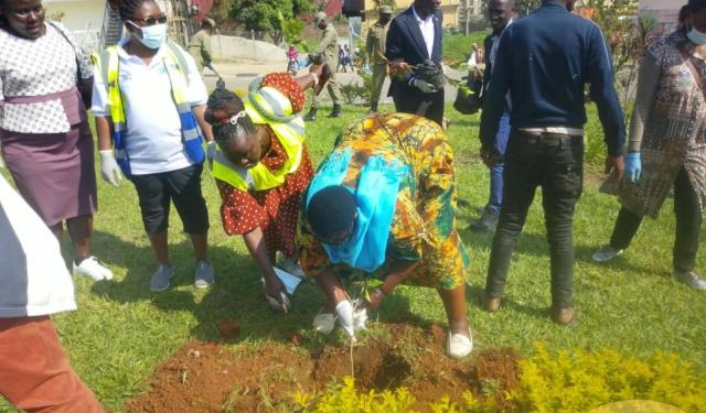 Fort Portal City Launches One-million-tree Campaign in memory of King Oyo