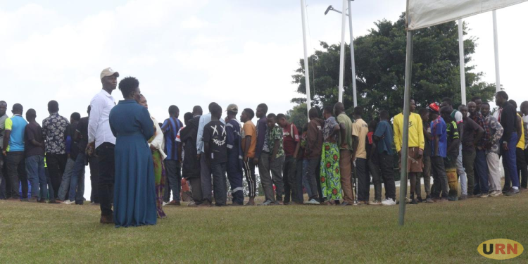 The Kings Death: Crowds Gather at Tooro Palace for Food