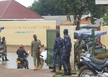 Chaos at Hoima High Court as Supporters of Rival Candidates Clash