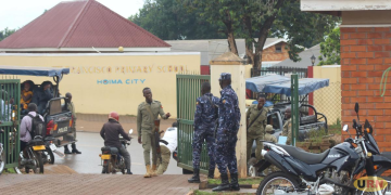 Chaos at Hoima High Court as Supporters of Rival Candidates Clash