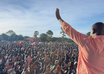 Balaam Roars; Masindi Local Gov’t Staff Flee!