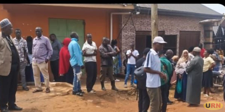 Two Pupils Die in Hami Junior School Dormitory Fire, Three Injured